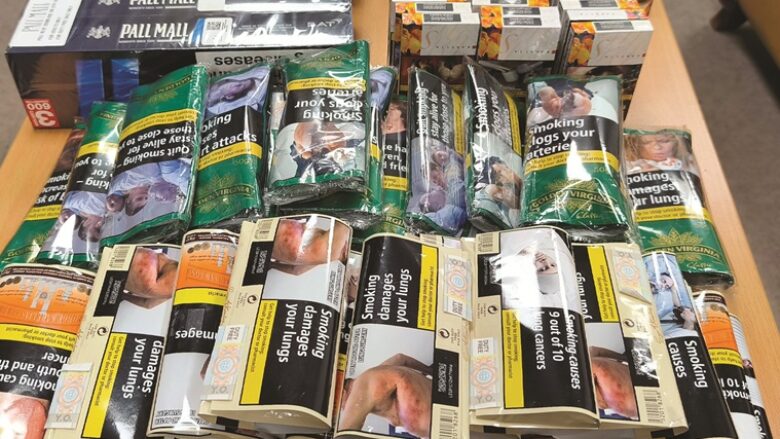 Parandalohet kontrabandimi i cigareve dhe duhanit në Aeroportin e Shkupit