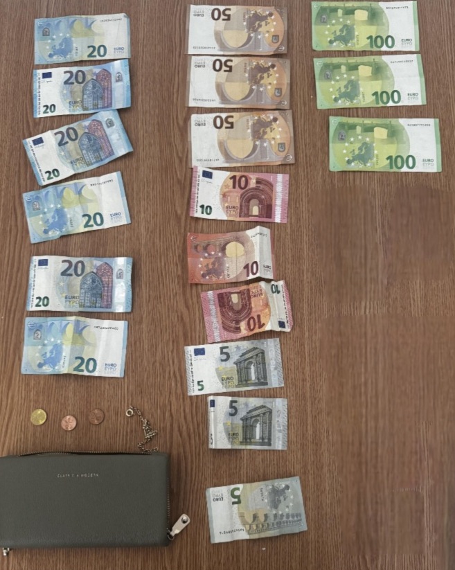 Një qytetar nga Hani i Elezit e gjen një portofol me para, e dorëzon në polici