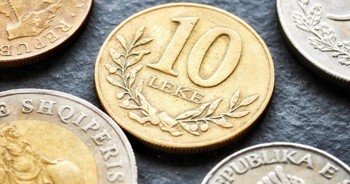 Mungesa e monedhave stres për bizneset e vogla, vuajnë për t’u kthyer kusurin klientëve