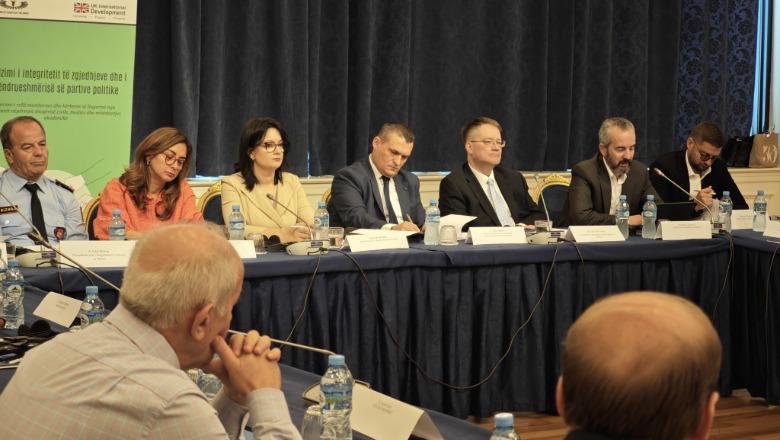 Dumani kritikon partitë për denoncimet zgjedhore: “Referime të paplota dhe të pasakta”