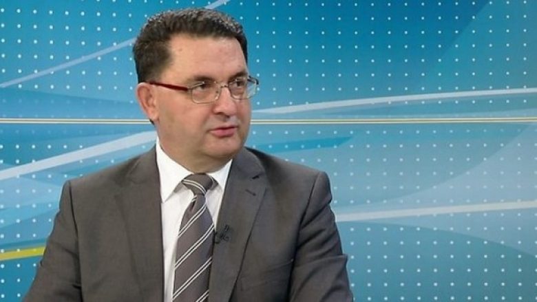 Sllaveski: Nuk është turp të bëni punë shtesë për pagë minimale, edhe unë kam punuar në supermarket në ShBA
