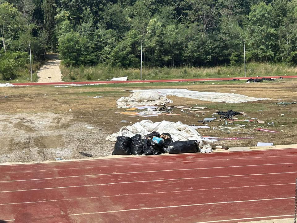 Masakër mjedisore në parkun e Liqenit Artificial, ndërtime të paligjshme dhe dëmtime të gjelbërimit