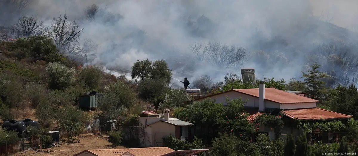 Greqia përfshihet nga flakët, autoritetet në alarm të përhershëm për emergjenca të reja zjarri
