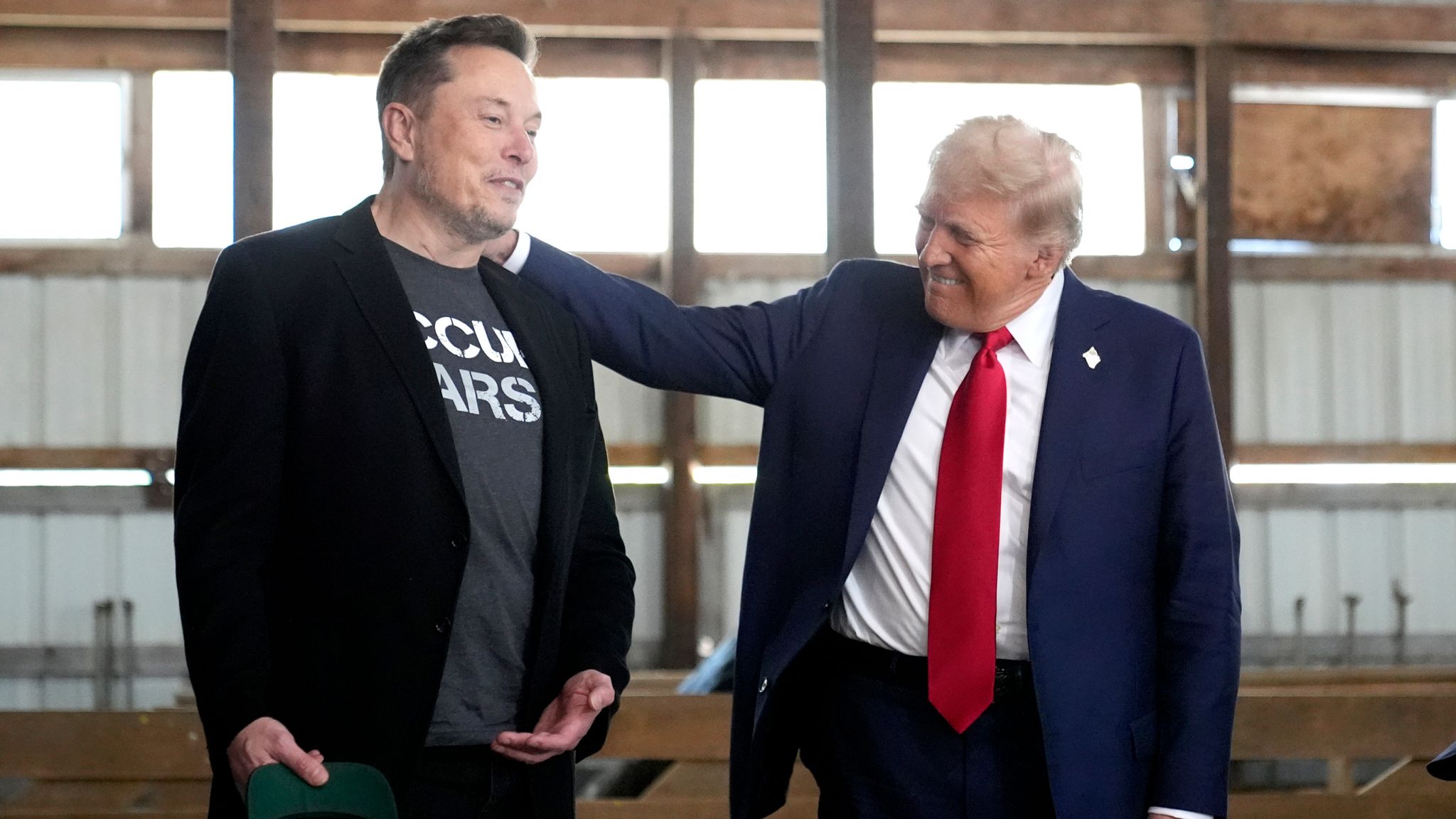 Elon Musk: Kërkoj falje për gjithçka thashë për Trump