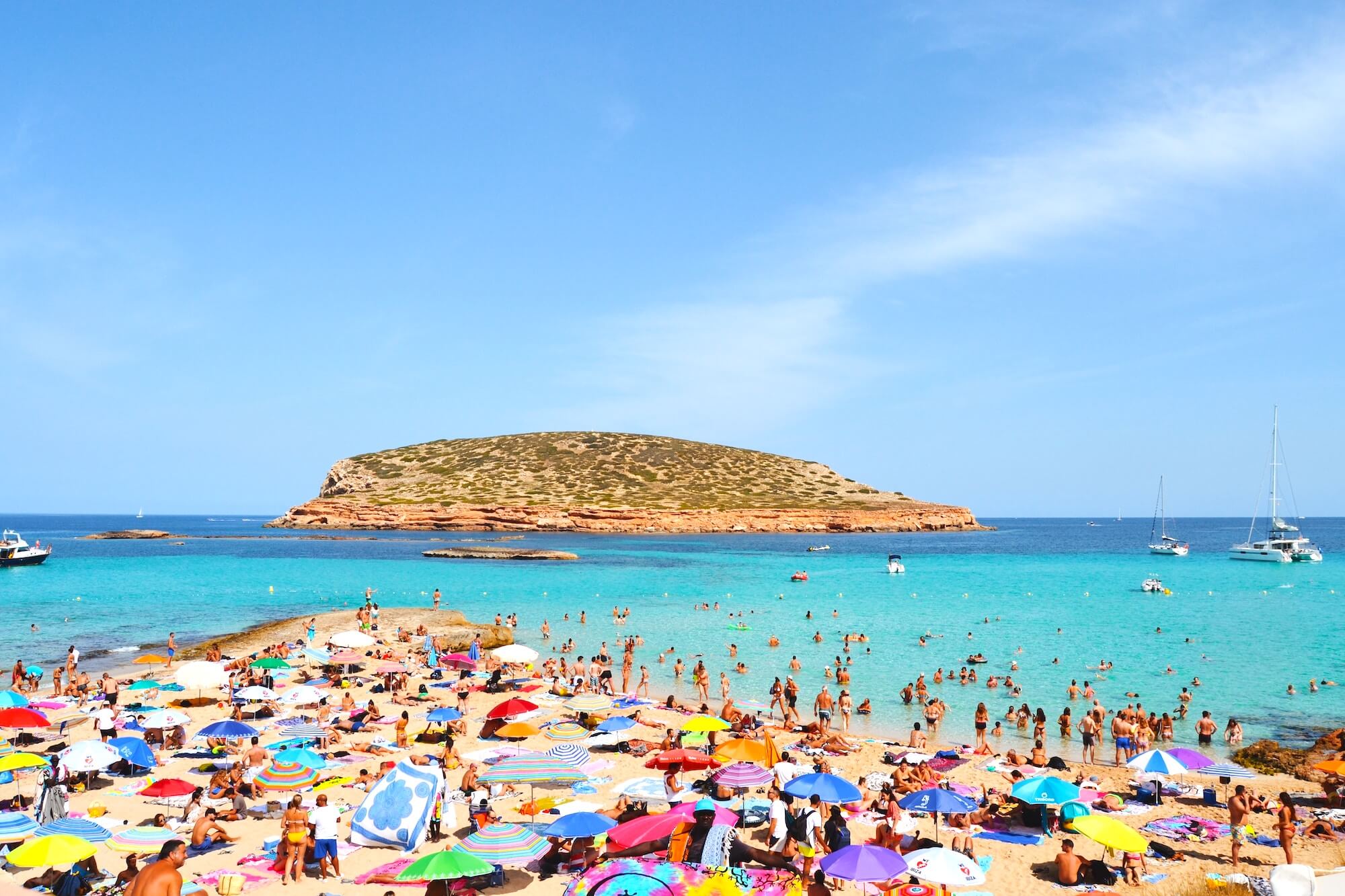 The Mirror: Durrësi, imitimi i lirë i Ibizës