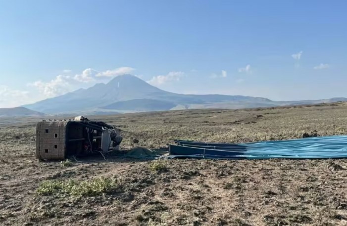 Turqi  Përplasen dy balona me ajër  një i vdekur dhe 19 të plagosur