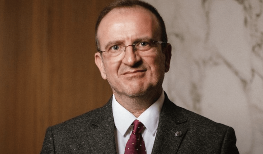 Taravari: Valbon Limani nuk është kandidat, është kryetari i ri i Gostivarit
