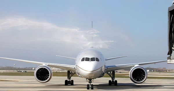 Alarm në ajër: Tre avionë Boeing kthehen urgjentisht brenda 36 orësh, frikë pas tragjedisë me 290 viktima