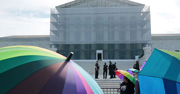 SHBA: Prindërit mund t’i largojnë fëmijët nga mësimdhënia që përfshin libra me personazhe LGBTQ+