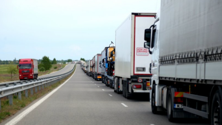 Nga 1 korriku ndalesë për lëvizjen e automjeteve të rënda gjatë temperaturave të larta