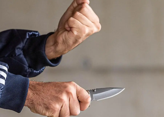 27-vjeçari shqiptar xheloz masakron me thikë partnerin e ri të ish-të dashurës 
