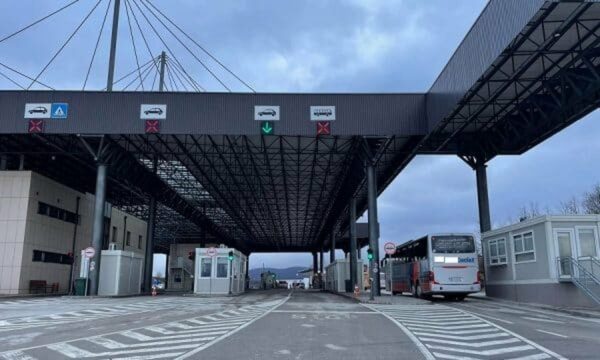 S’ka kolona në pikat kufitare, pritjet deri në 5 minuta