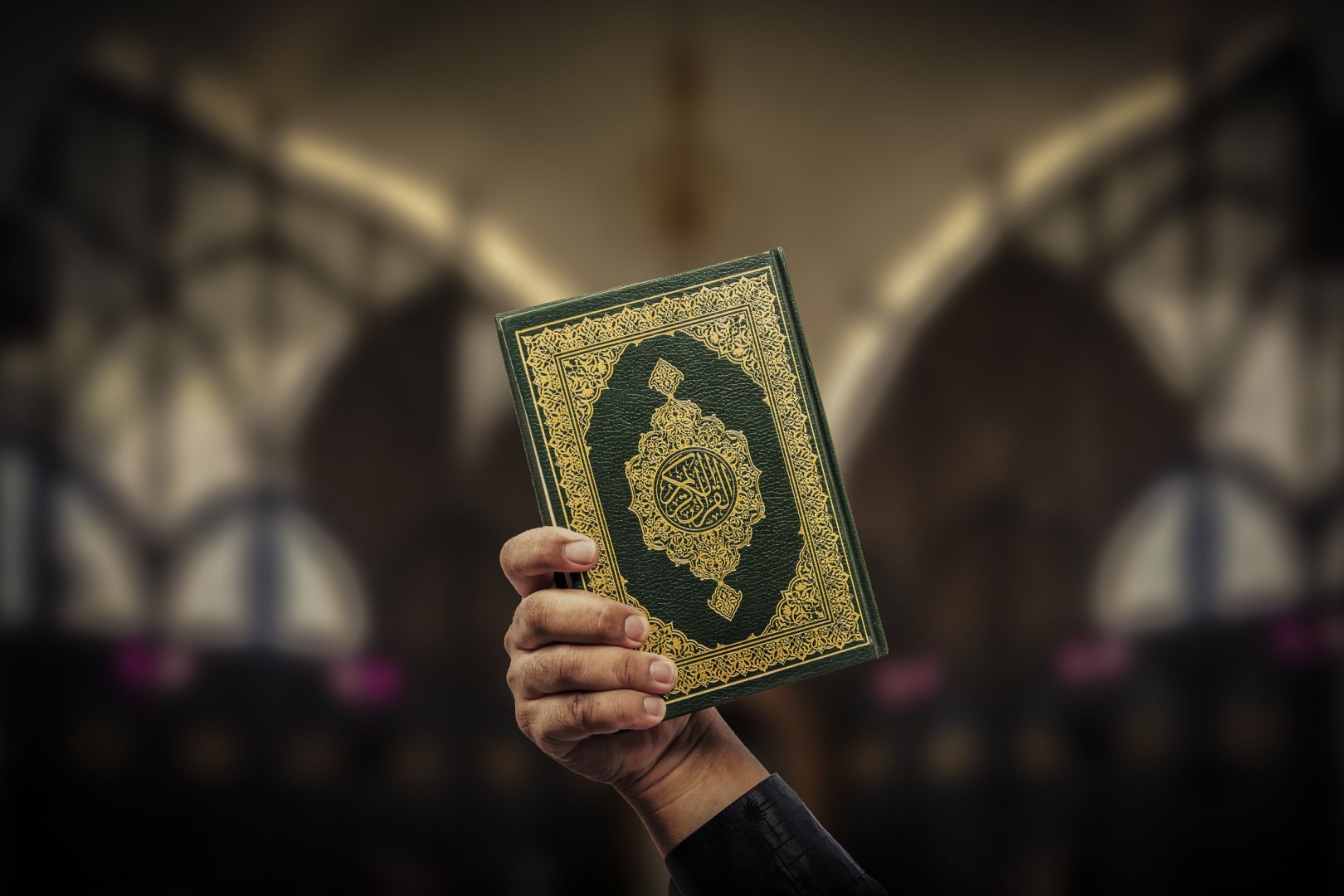 Diyanet mund të censurojë përkthimet e Kuranit, shqetësime mbi lirinë fetare në Turqi