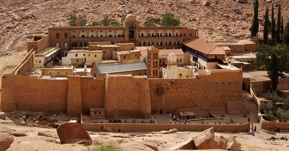 Vendimi për Manastirin e Shenjtë të Sinait/ Sinodi thirrje për mbrojtjen e trashëgimisë shpirtërore dhe historike