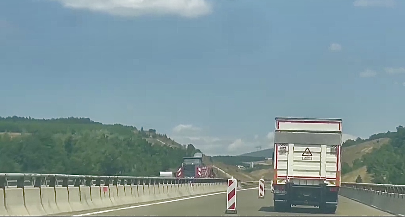 Bllokohet njëra anë e autostradës Prishtinë–Prizren, shkak punimet