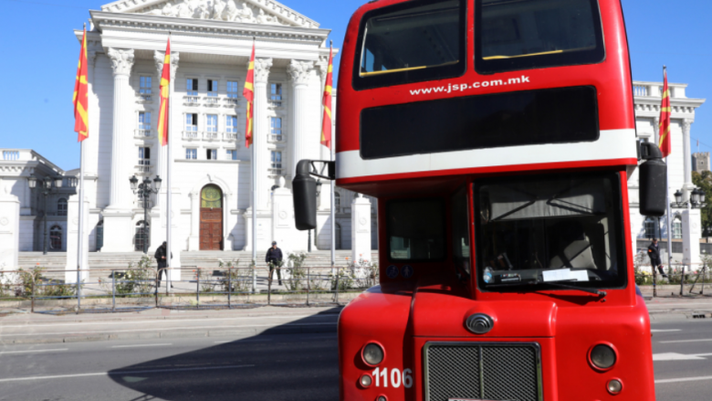 Ministria e Transportit në RMV anuloi tenderin për blerjen e 120 autobusëve elektrikë-ekologjikë
