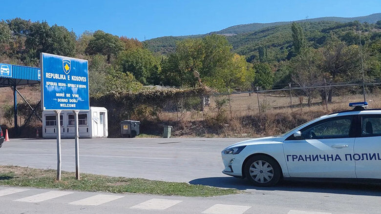 Bie sistemi i policisë në Maqedoninë e Veriut, rikthehet kontrolli i dyfishtë me Kosovën – kolona të gjata në kufi