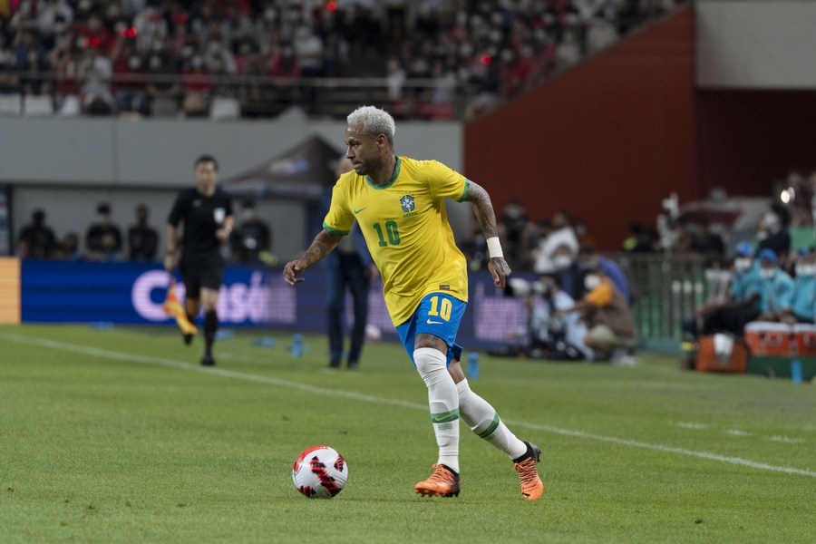 Vodhi topin e firmosur nga Neymar, braziliani dënohet me 17 vite burg