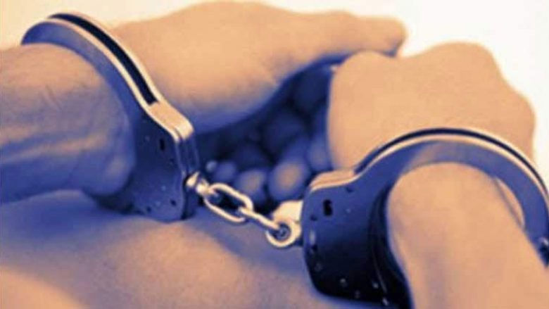 Kërkohej për vjedhje të rëndë, 27-vjeçari ekstradohet nga Gjermania në Kosovë