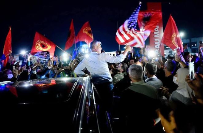 Hashim Thaçi: Detyrat para atdheut nuk kryhen deri në frymën e fundit të jetës