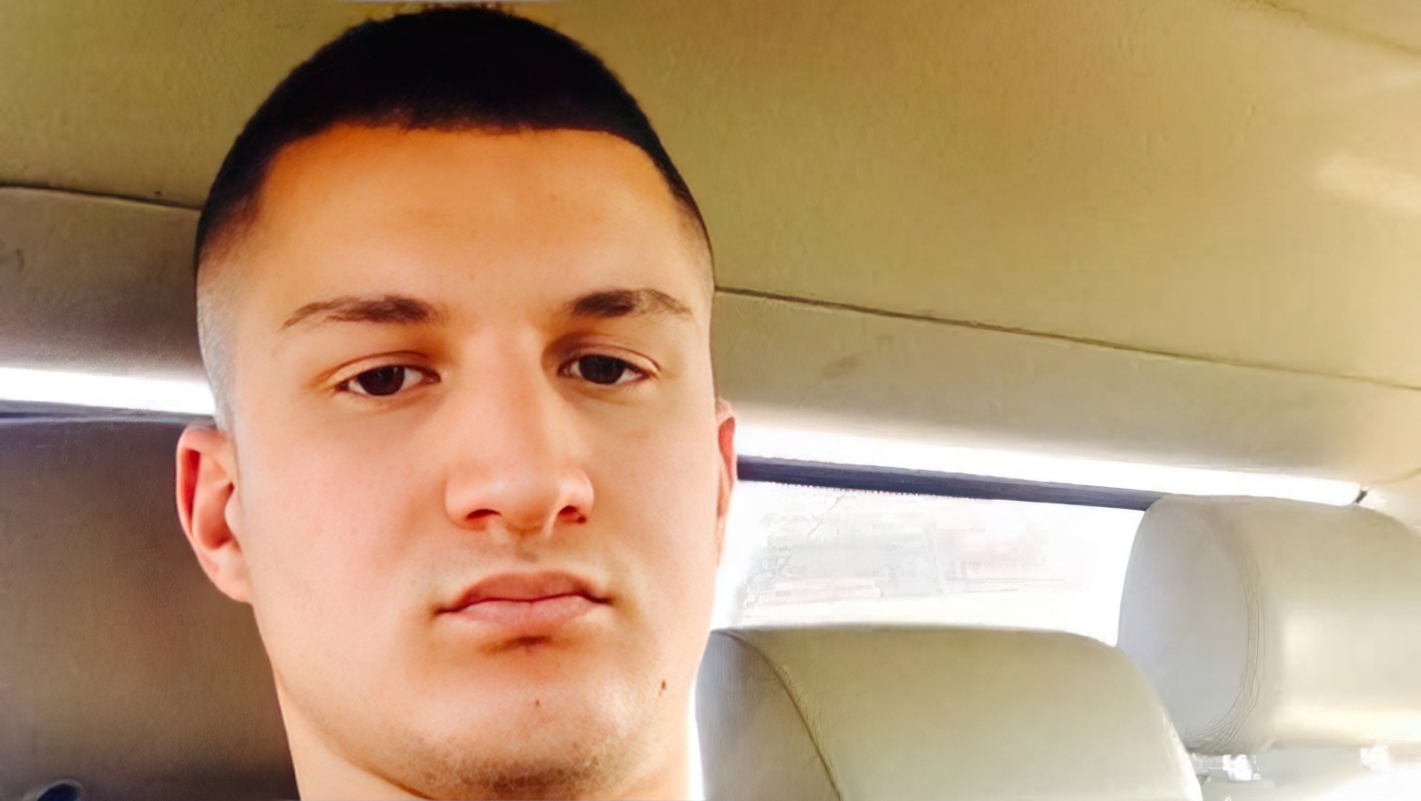 Bashkë me shokët mbajti peng të renë në Astir, Skerdi Sina lëvizte me patentë false