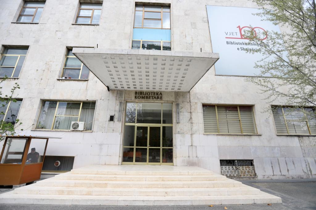 Dija e mbyllur dhe fati i errët i Bibliotekës Kombëtare në Tiranën e sotme