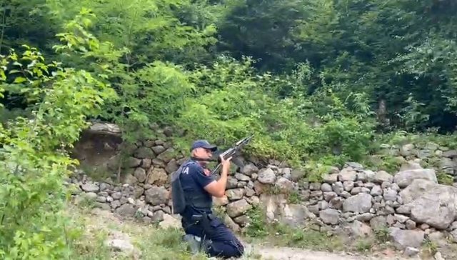 Pas sulmit të banorëve, Policia rrëmben armët në Theth