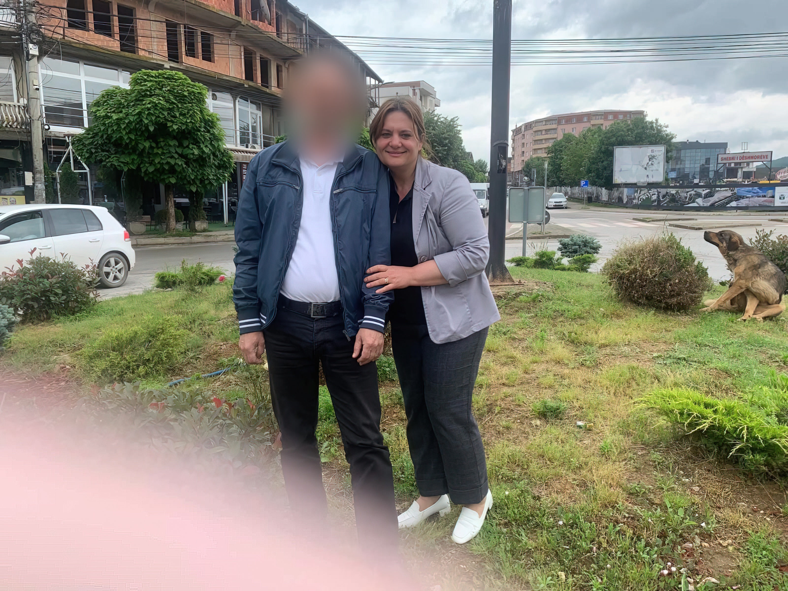 Gruaja humb jetën pasi u përplas aksidentalisht nga bashkëshorti