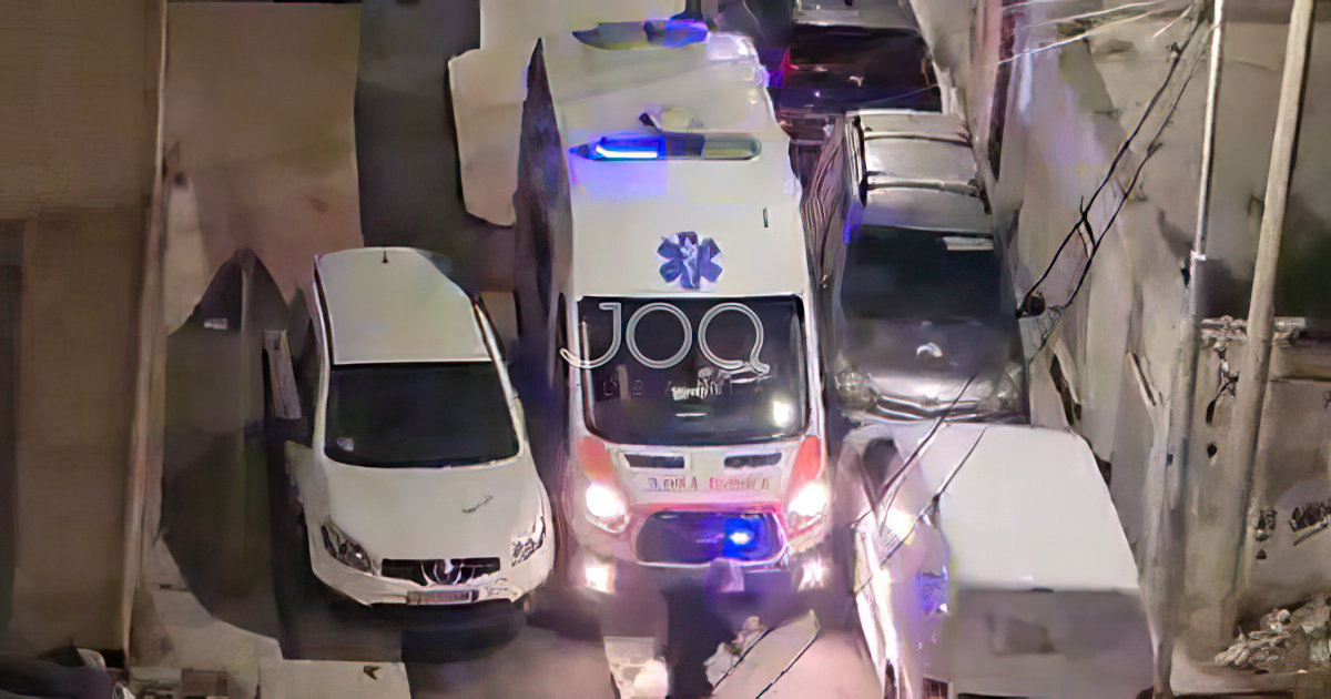 Makinat bllokojnë ambulancën në Vlorë, jeta në rrezik për një parkim!