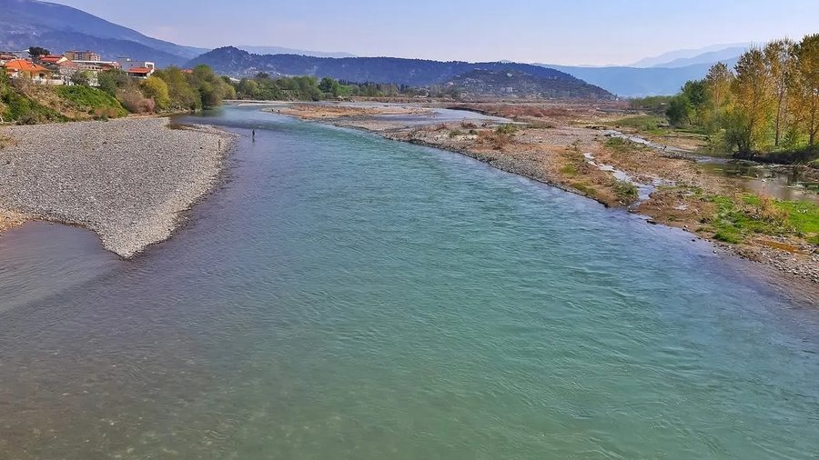 Tragjedi në Elbasan  dy vëllezërit e mitur mbyten në lumin Shkumbin