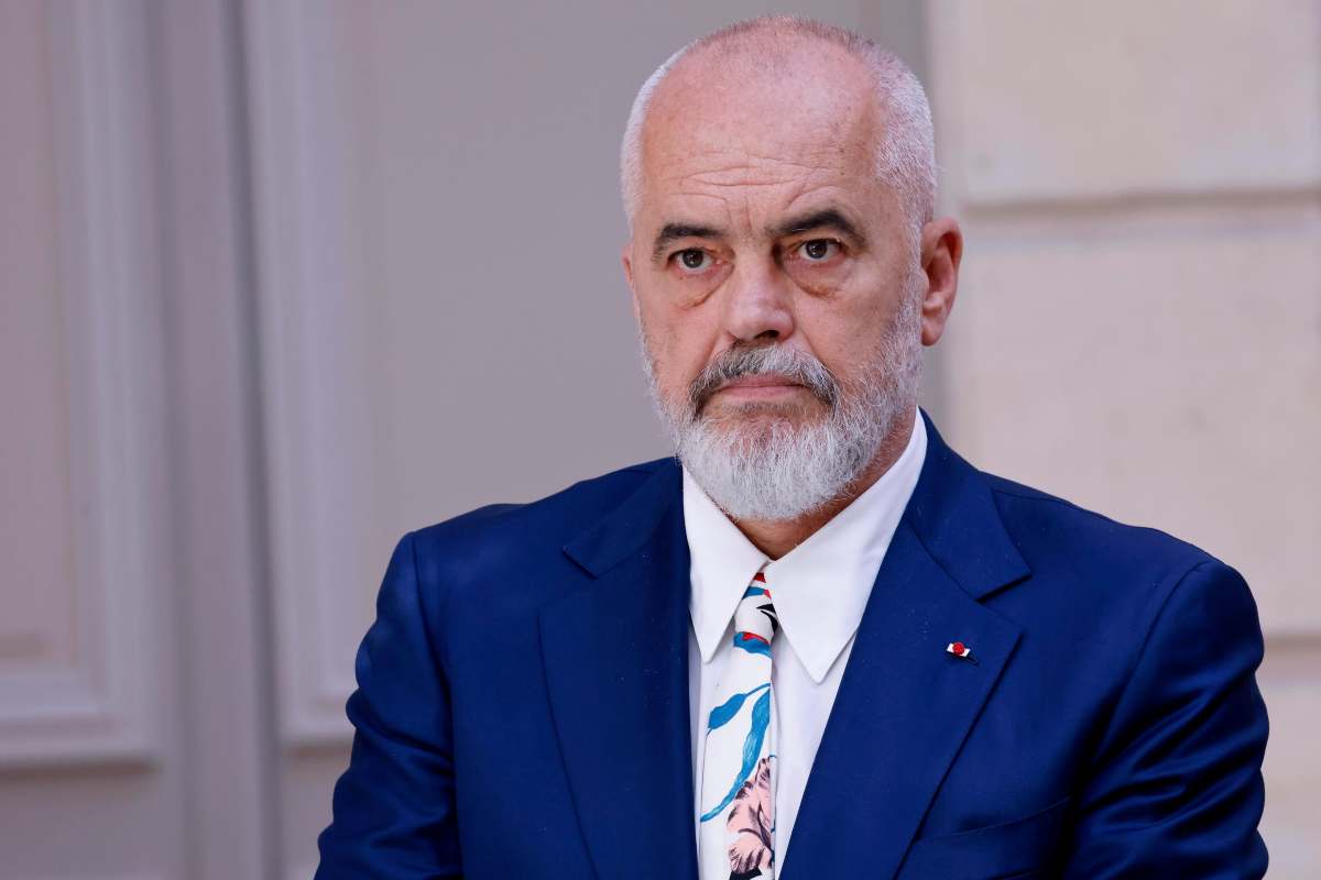 e-kaluara-qe-paralajmeron-shteti-shqiptar-mund-te-humbase-serish-me-bankersin