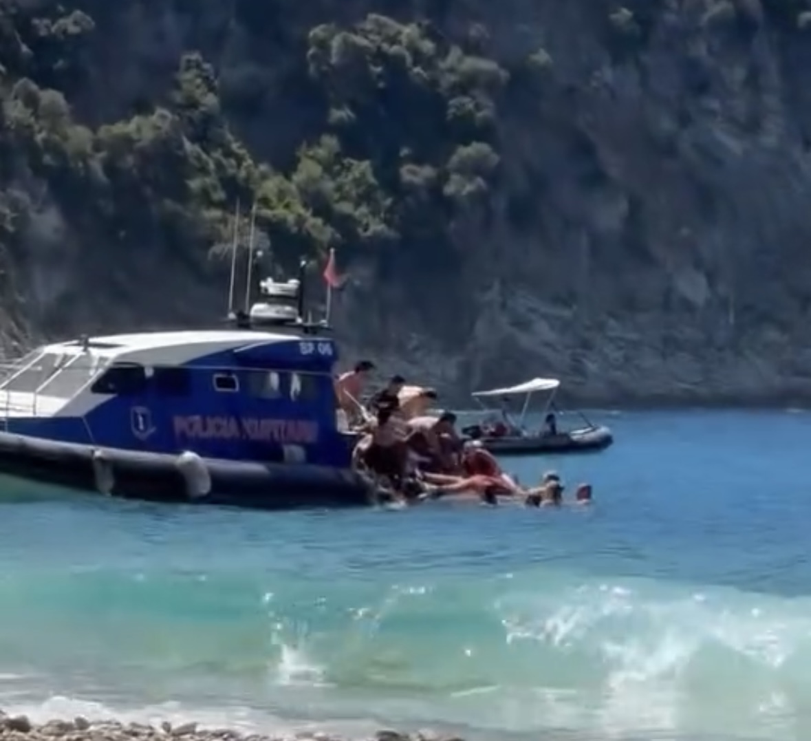 “Turistja në Himarë vdiq për fajin e shtetit tonë, policia dhe ambulanca s’reaguan”