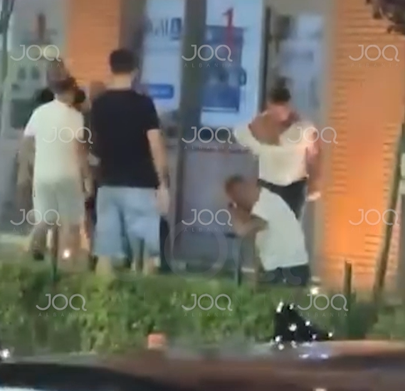 Grushte dhe sharje, dalin pamjet e rrahjes brutale te “Delijorgji”