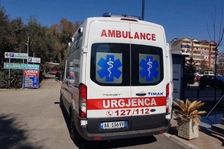 Aksident në Shëngjin-Velipojë, 4 të lënduar, mes tyre një familje nga Kosova