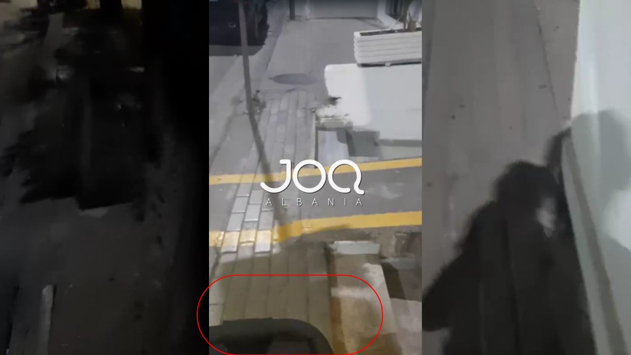 Rruga e bllokuar pranë QSUT-së rrezikon jetën e fëmijëve me karrocë