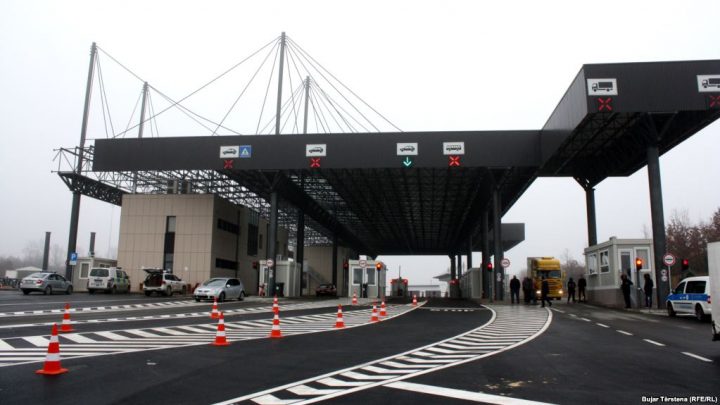 Kaq po zgjasin pritjet për hyrje-dalje në pikat kufitare