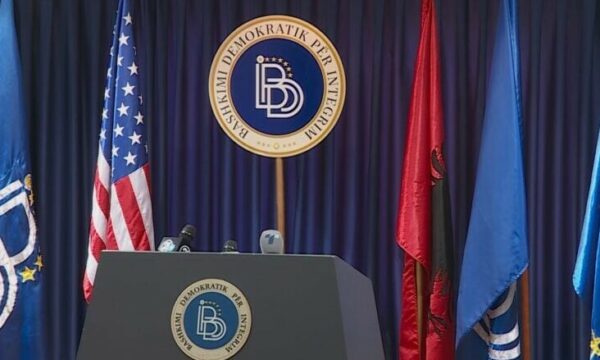 Pas thirrjeve raciste, BDI kërkon dorëheqje të zëvendësministrave shqiptarë