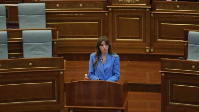 Albulena Haxhiu: Sot mund të jetë seanca e fundit