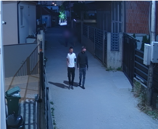 Policia në Gjilan kërkon ndihmën e qytetarëve për identifikimin e dy të dyshuarve për vjedhje të rëndë