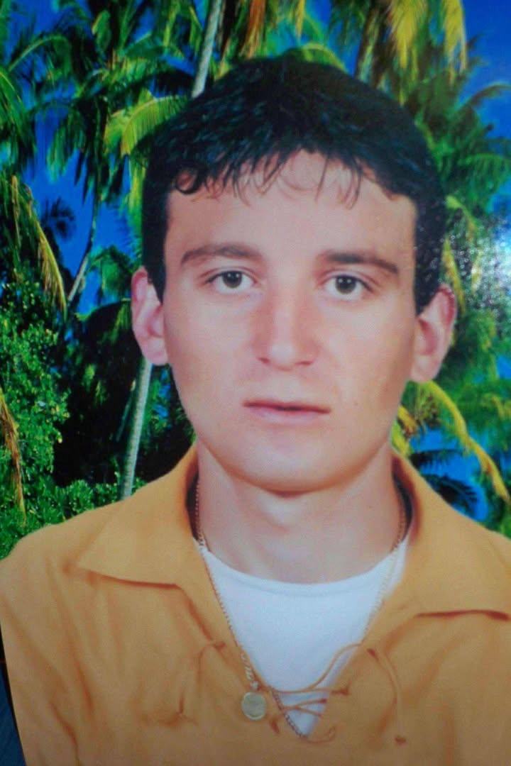 17 vite pa asnjë gjurmë: Motra kërkon ndihmë për gjetjen e vëllait të humbur në Greqi