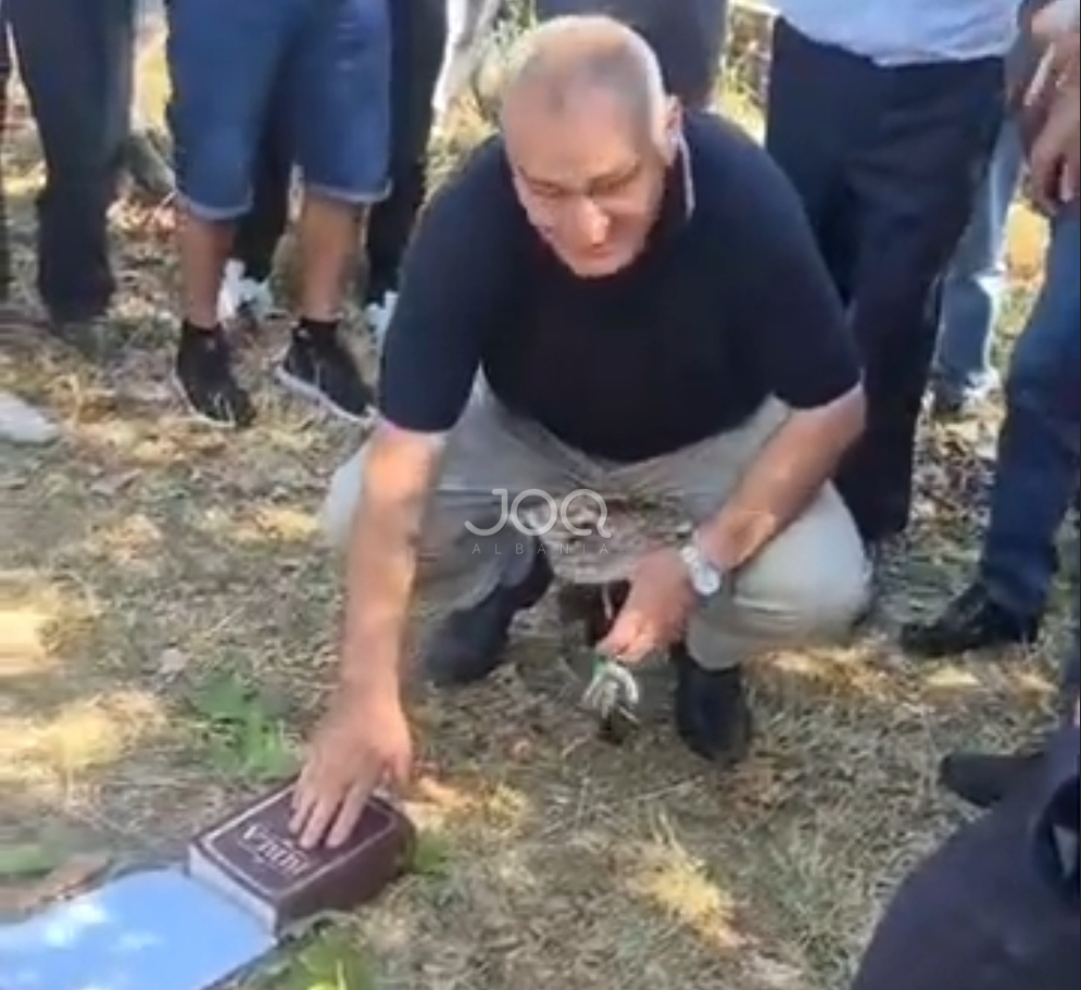 Banorët e Simonit në Mirditë betohen para Bibës: S’do lejojmë ndërtimin e HEC-eve