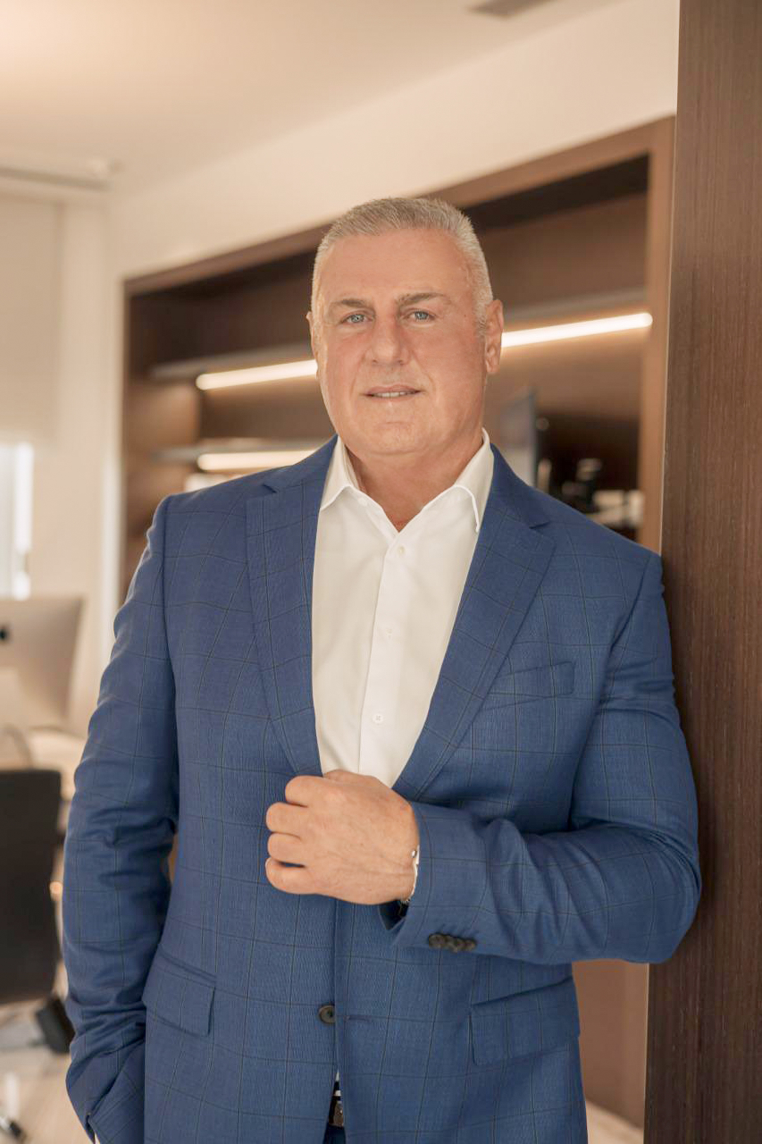 Baromi i Fondit Besa “bëhet” i tëri, shkrin dhjamin e gushës e ngre mollëzat me botoks