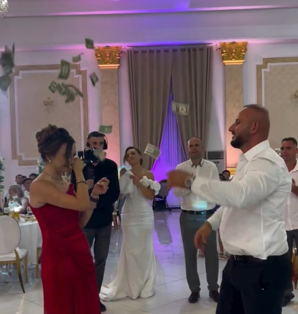 “Lekët ballit”, reagon nusja e dhëndrit boss: Po e vuan shumë!