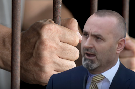 Të tallësh dhe përbuzësh ‘udhëheqësit’? Kujdes! Tre vjet burg sipas Kodit të Ri Penal