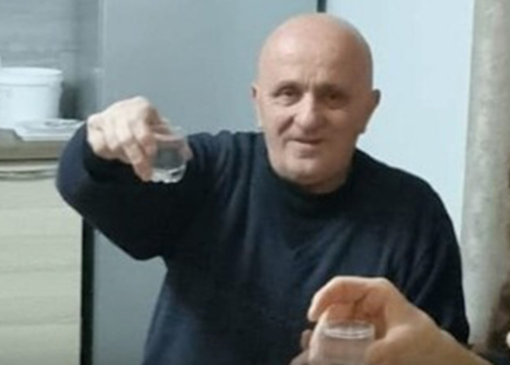 E qëlluan me silenciator  detaje nga vrasja e ish policit në Vaun e Dejës