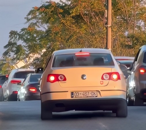 Çfarë masash duhet të merren ndaj shoferëve që nuk presin dot në radhë?