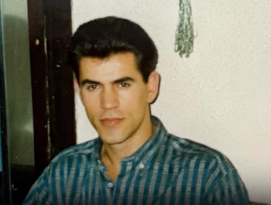 Vajza franceze zbulon se ka një baba shqiptar, kërkon ndihmë për ta gjetur