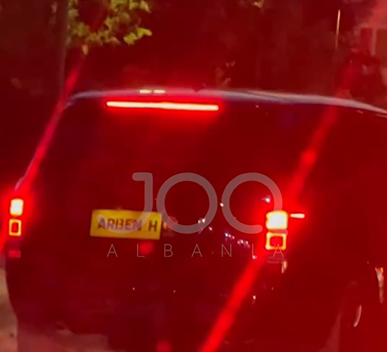 Kush është Arbeni, “gangsteri” që s’pyet për askënd dhe futet kundravajtje në trafik?!