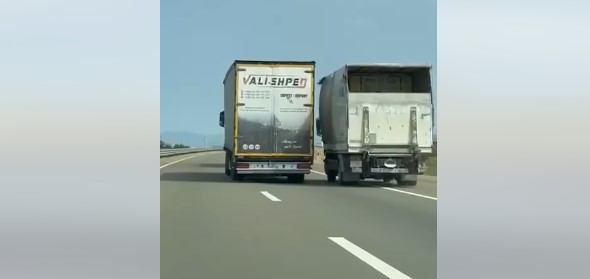 Gjobiten shoferët e kamionëve që lëviznin krah për krah në autostradë