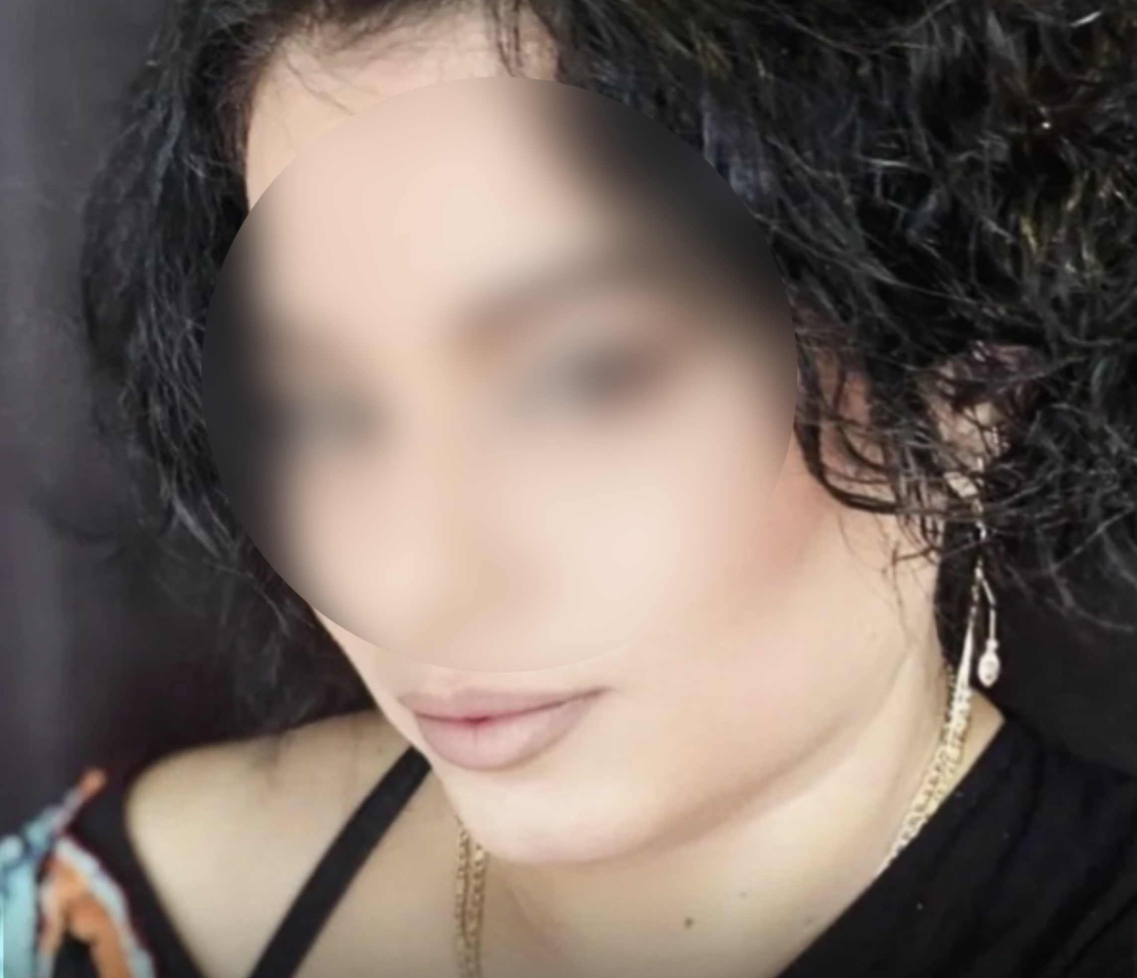 Nëna që i jepte cigare dhe alkool foshnjës i ofron para JOQ për t’i treguar kush e ka denoncuar në inbox